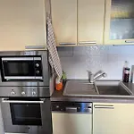 Violette Apartment *